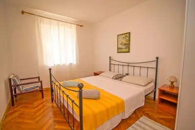 Appartement de deux chambres avec la terrasse Mali Losinj, Losinj (A-21194-a)
