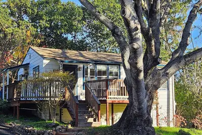 Image de Cozy Cottage - Family Friendly - Walk to downtown Petaluma