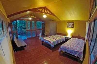Image de Casita bungalow c/agua caliente- naturaleza a 5 minutos de la Plaza!