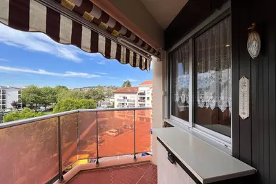 Image de Appartement 2 ch avec terrasse à 10 min de la plage - Parking gratuit