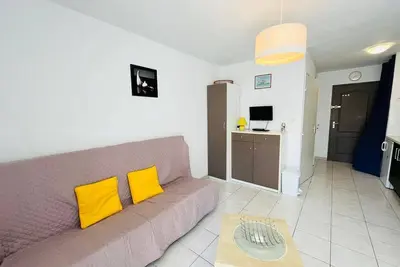 Image de Studio confortable à Calvi - Accès plage, parking inclus, linge fourni