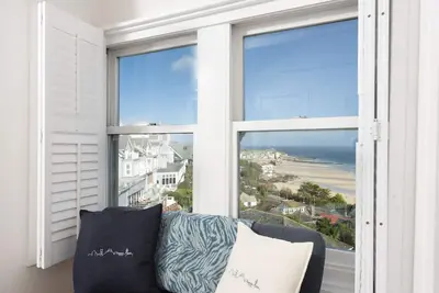 Image de Mordros -  a house that sleeps 6 guests  in 3 bedrooms