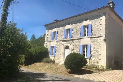 Image de Charming Maison de Maitre near Saint-Emilion, Cognac and Bordeaux!