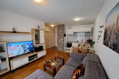 Image de Mariposa apartment, free private parking in the garage. Near the Mall of Split. .