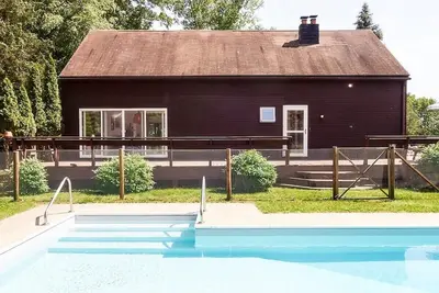 Image de Hudson Hill House - Sun & Fun w/ Pool near Hudson