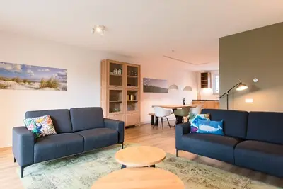 Image de De Plevieren is a building with four luxury apartments in Buren.