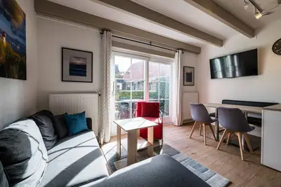 Image de Friese Antillen is a courtyard of 8 homes near of the beach and village Hollum.