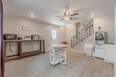 Spacious Stay in Oak Cliff