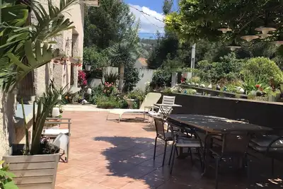 Image de Charmante maison entourée de collines proche mer calanques et universités Luminy