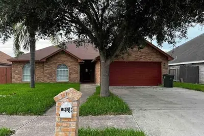 Image de Home in Mission great location! Safe and quiet neighborhood. Tvs in every room.