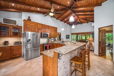 Image de Exquisite 2bdr, 2bth Home - Gated Community - Steps from Luxurious Amenities