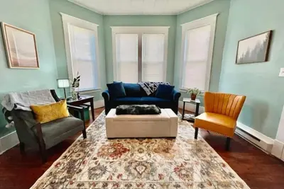 Image de Mountain Saunter - Large home in the town of Davis