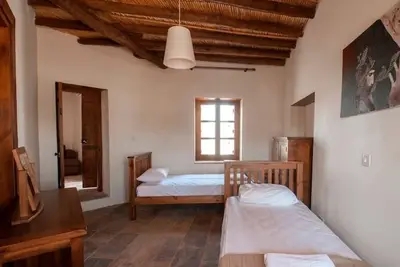 Image de Traditional Two-bedroom Apartment
