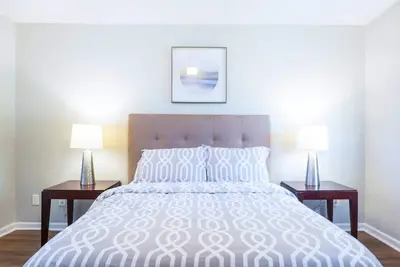 Image de Spacious 2br Ideal for Long-Term Business Stays