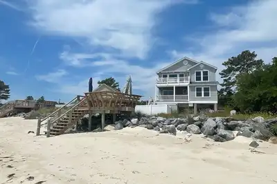 Image de Private Bayfront Beach & Kayaks - Family Sleeps 10 - Mathews County
