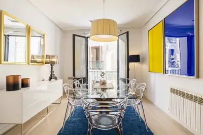 Image de Next to Royal Palace & Teatro Real! Free Parking!