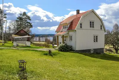 Image de Maison confortable à årjäng avec.