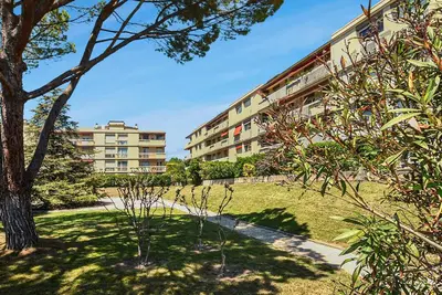 Image de Bel appartement Ă Carpentras avec WiFi
