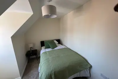 Image de Spacious 5brm Townhouse – Ideal for Contractors, Corporate Stays & Family Visits