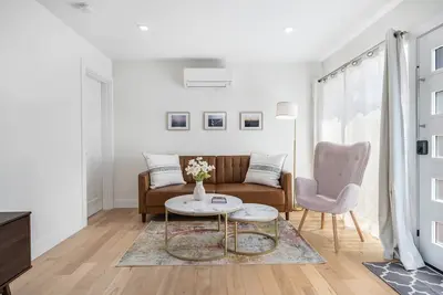 Image de Modern 2b/1b Fremont Suite with Prime Walkability