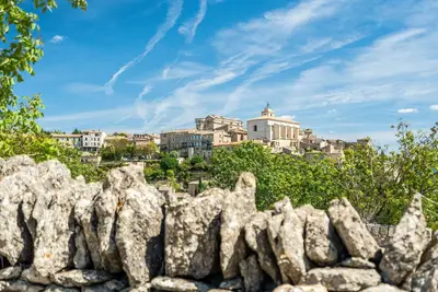 Image de Villa avec vue magique sur Gordes - 10 personnes