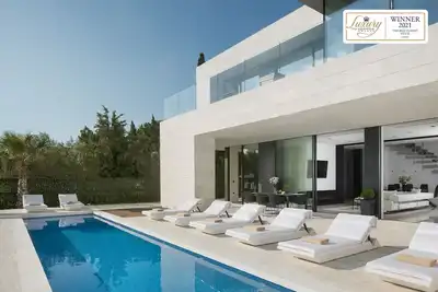 Image de Luxury villa Palace with private beach