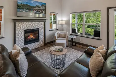Image de Dover Bay Bungalow | 3 Bed, 2 Bath