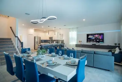 Image de Luxury Villa with Private Pool near Disney