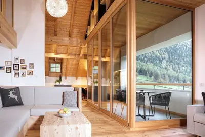 Exclusive Chalet in front of majestic mountain landscape