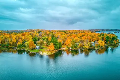 Image de Luxury Lakefront Loft with Stunning Views