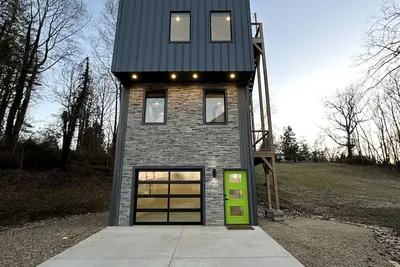 Image de Lumberyard Bike House (Sister to Brevard Bike House)