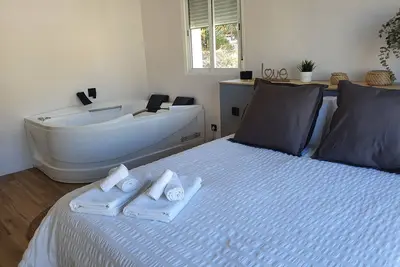 Image de Villa Gsell, romantic villa with hydromassage bath en suite. 50 meters from the beach