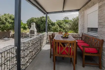 Image de Belle maison à Vir avec WiFi