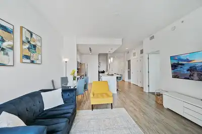 Image de Luxury 1 Br with Den Downtown Tampa Apt: City Views, Rooftop Pool, Workspace