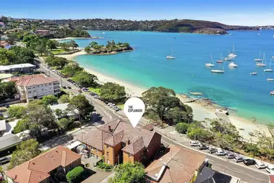 Image de Luxe-coastal Balmoral Beachfront