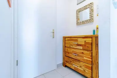 Cosy 2 Bedroom With View out to the Indian Ocean