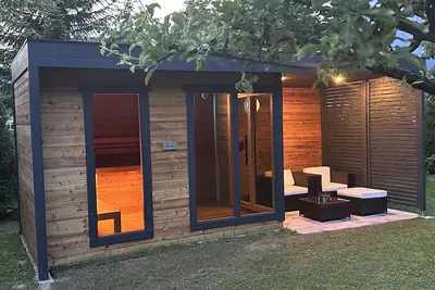 Image de Compleet Ingerichte Studio met Badkamer en Eigen Terras