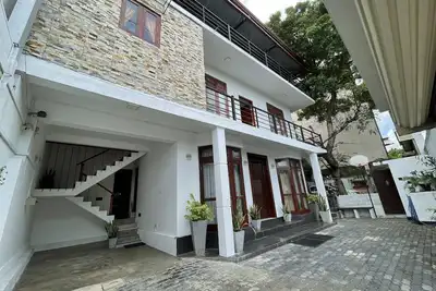 Image de Situated in Nugegoda, 9. 1 km From Bambalapitiya Railway Statio