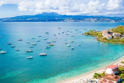 Image de F3 calme Plage Anse Mitan