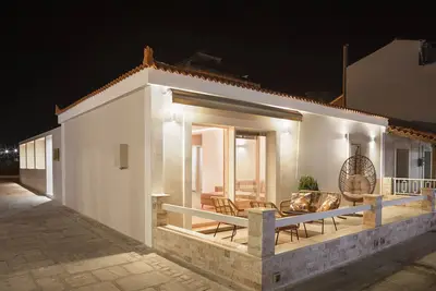 Image de Ethos Luxury Home - Seaview Villa with Hot-Tub