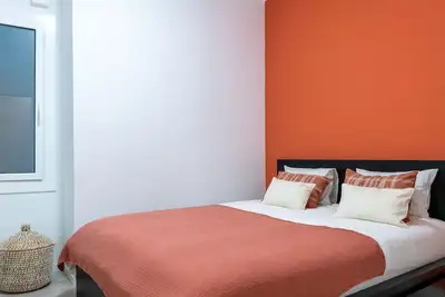 Image de Live in the hearth of Barcelona at our modern apartment.