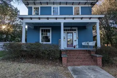 Image de 3 miles to the Masters Tournament in the Summerville neighborhood of Augusta!