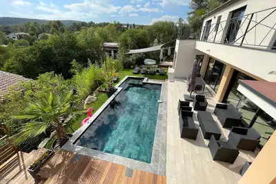 Image de Nouveau Villa d'architecte, 180m2, piscine, à 12 minutes de Montpellier