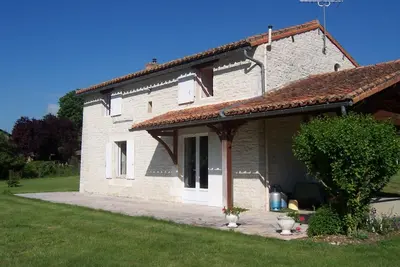 Image de Le Gîte de Battreau - Massognes