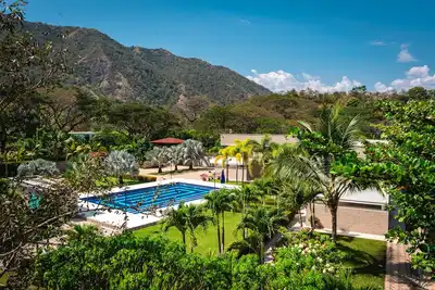 Image de Finca California, The Platinium Luxury In Sopetran
