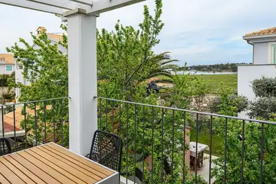 Image de Threee Bedroom Apartment Near the sea With sea View