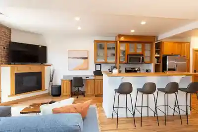 Image de Downstream Loft - Historic Savory Building