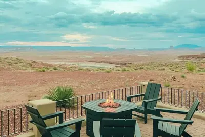 Image de [The Overlook] Triple Primary Luxe, 50 Mile Views