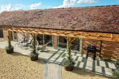 Image de Newly Renovated Dairy Barn on Idyllic Cotswold Farm