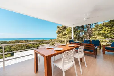 Image de Panoramic Ocean View Apt A - Comfy Terrace